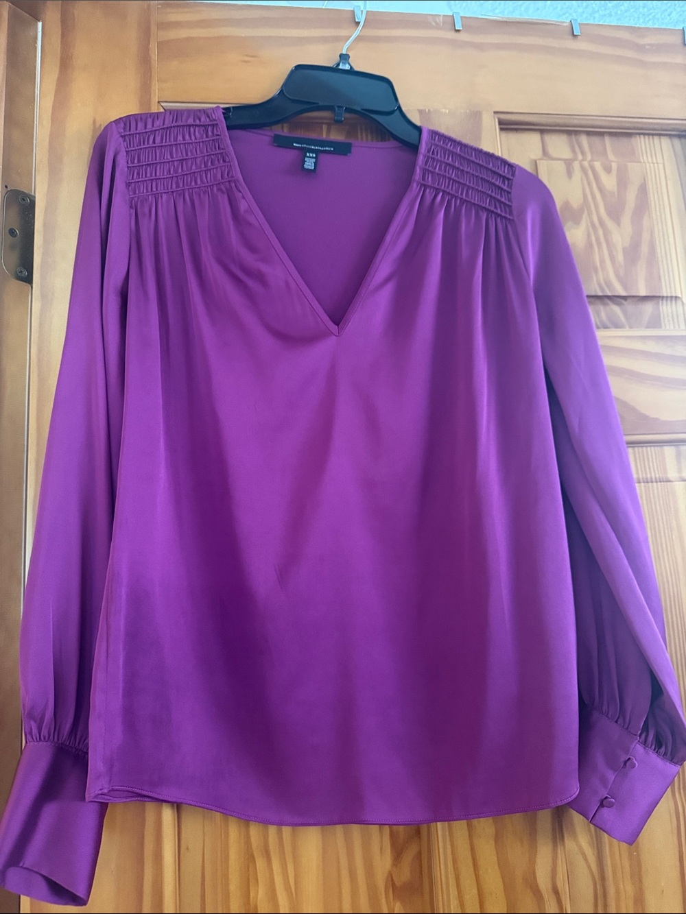 White House Black Market Pink Silky V-Neck Long-Sleeve Blouse